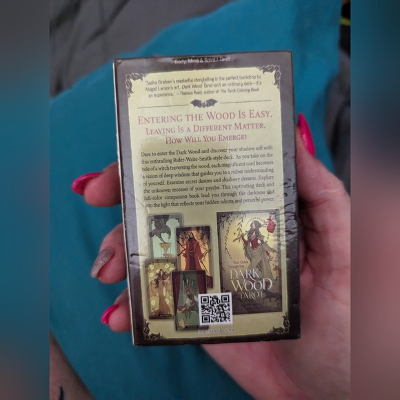 Dark wood tarot deck (QR code for booklet) - Picture 3 of 5